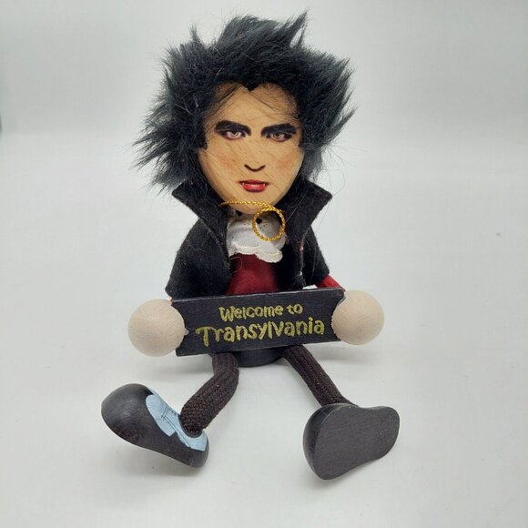 Dracula Ornament Wood Resin Feathers "Welcome To Transylvania" 6" Shelve Sitter - Picture 7 of 7